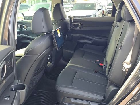 New 2026 Kia Sorento S w/ S Panoramic Sunroof Package image 10