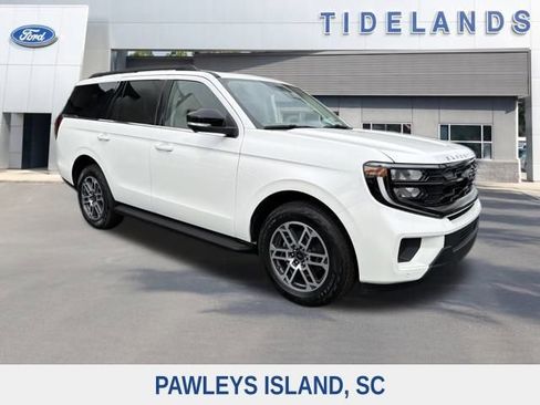 New 2026 Ford Expedition Active image 1