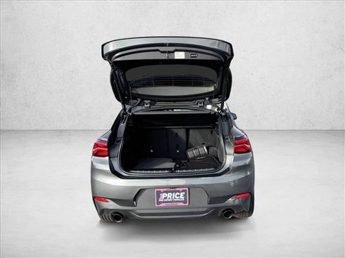 Used 2022 BMW X2 M35i w/ Premium Package image 7