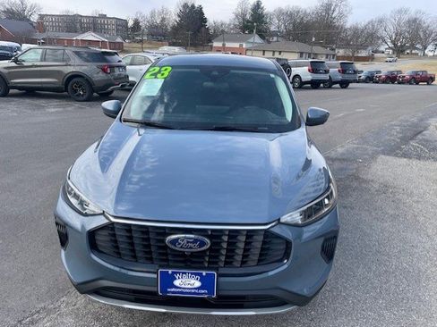 Used 2023 Ford Escape Active w/ Tech Pack #2 AWD/4WD image 3