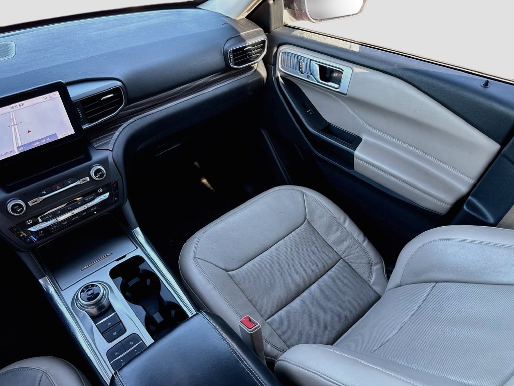 Used 2020 Ford Explorer Limited RWD image 27