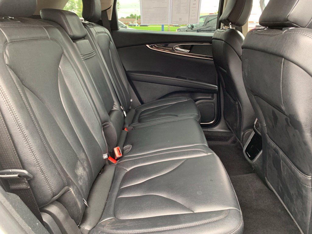 Used 2023 Lincoln Nautilus AWD w/ Premium Package image 26