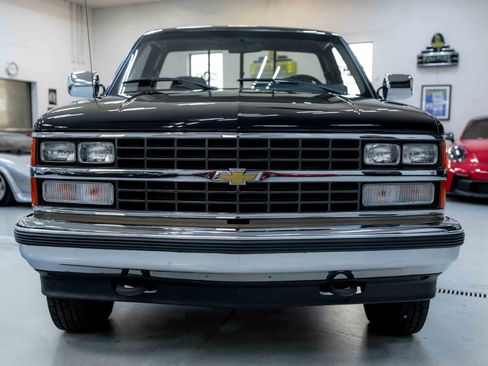 Used 1988 Chevrolet Silverado 1500 4x4 Regular Cab image 4