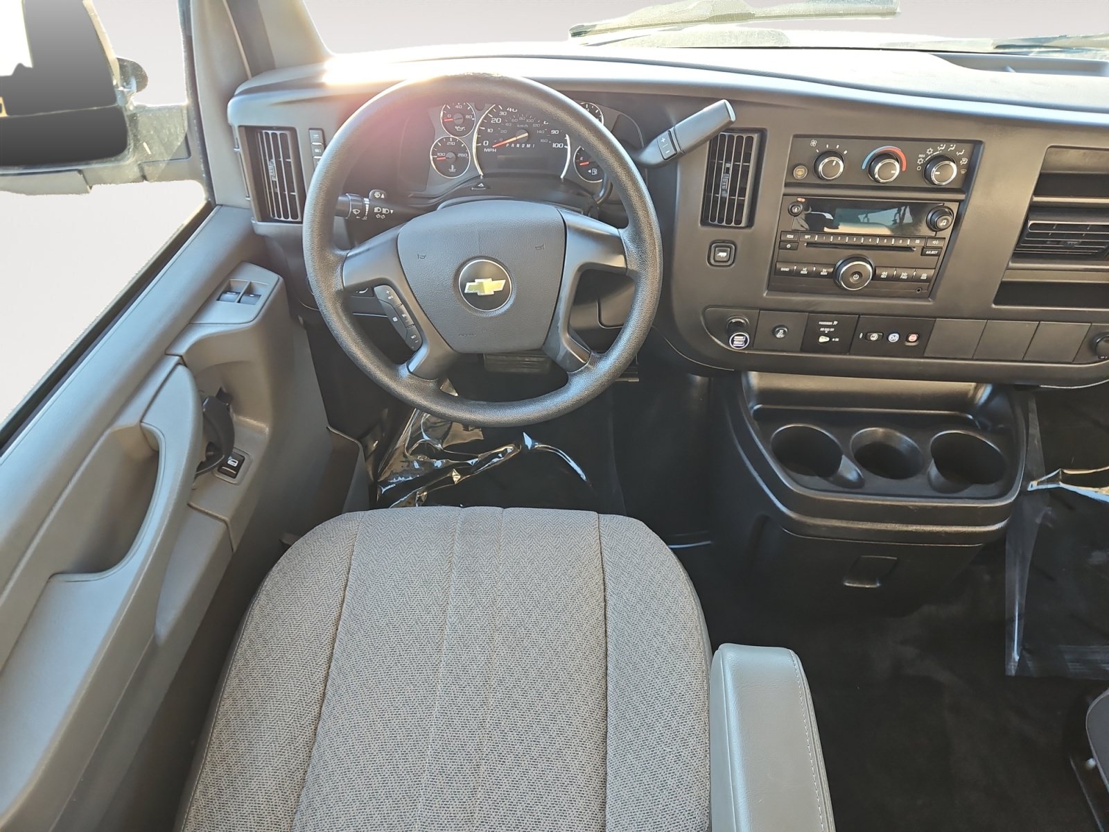 Used 2014 Chevrolet Express 3500 LT w/ LT Preferred Equipment Group RWD image 10