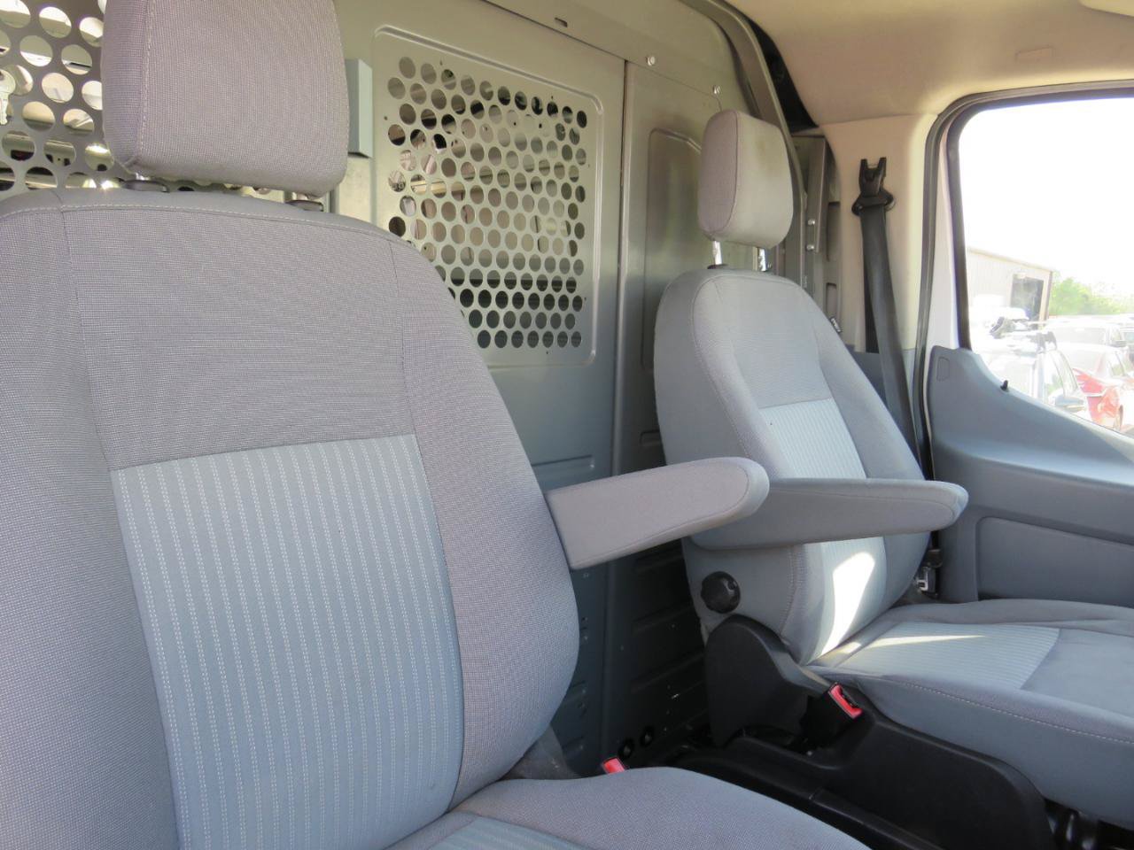 Used 2017 Ford Transit 250 130 Low Roof RWD image 20