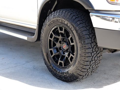 Used 1999 Toyota 4Runner SR5 w/ Upgrade Value Pkg 2 RWD image 18
