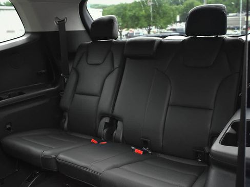 Used 2025 Kia Telluride S AWD/4WD image 14