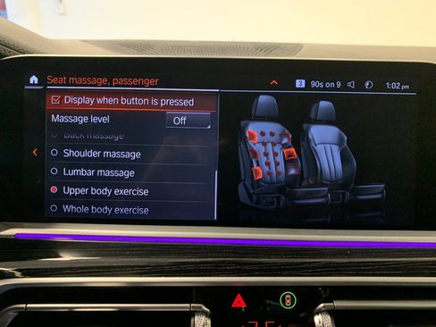 Used 2022 BMW X7 xDrive40i w/ M Sport Package AWD/4WD image 51