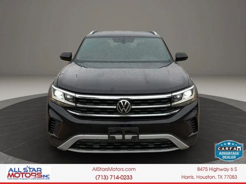 Used 2020 Volkswagen Atlas Cross Sport SE FWD image 2