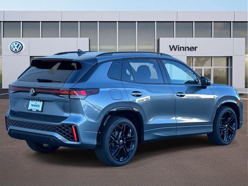 New 2026 Volkswagen Tiguan SE R-Line image 6