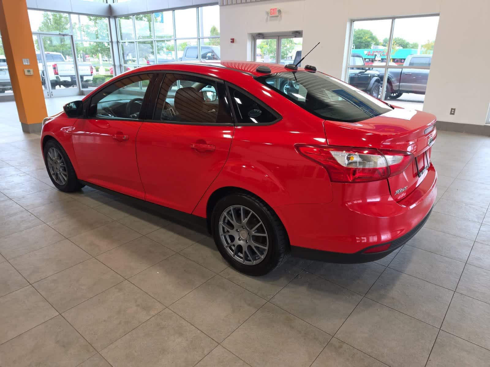 Used 2014 Ford Focus SE FWD image 11