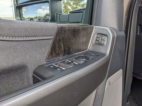New 2026 Ford F250 Lariat image 19