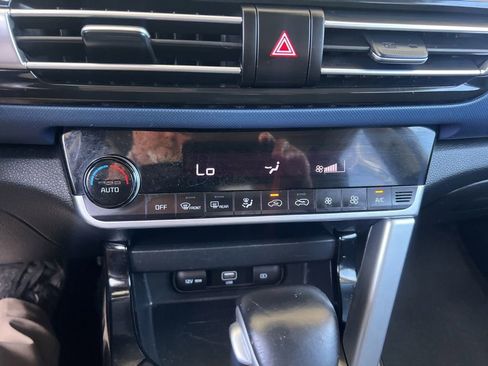 Certified 2022 Kia Seltos S FWD image 55