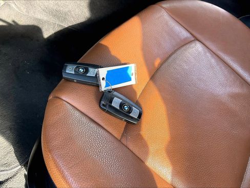 Used 2013 BMW 328i Convertible image 14