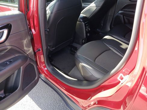 New 2026 Jeep Compass Latitude image 26