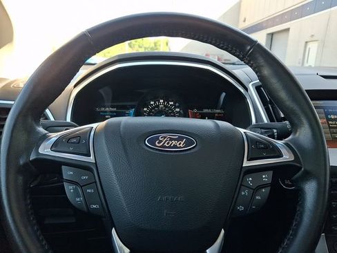 Used 2015 Ford Edge Titanium AWD/4WD image 19
