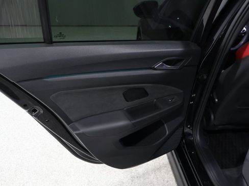 Used 2024 Volkswagen GTI SE image 18