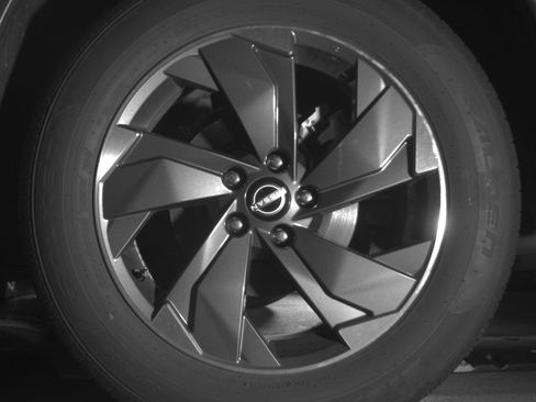 Used 2025 Nissan Rogue SV FWD image 14