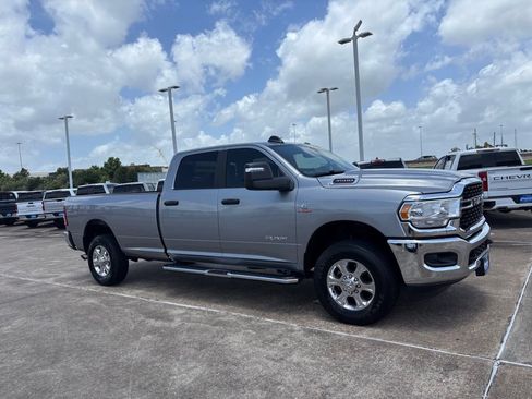 Used 2024 RAM 3500 Big Horn AWD/4WD image 7