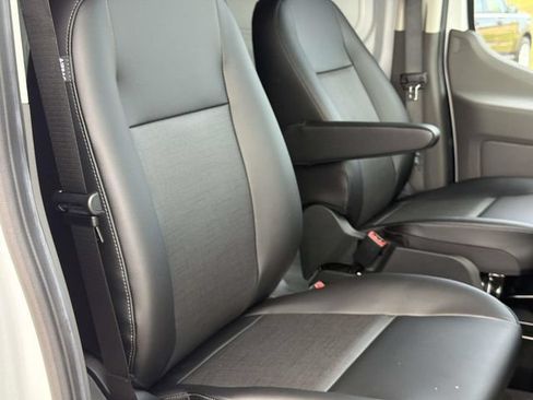 New 2026 Ford Transit 250 148 High Roof RWD image 33