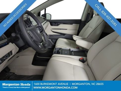 New 2026 Honda Odyssey Touring image 14