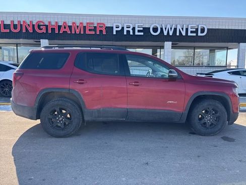 Used 2022 GMC Acadia AT4 w/ Preferred Package image 4