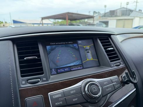 Used 2017 INFINITI QX80 4WD image 13