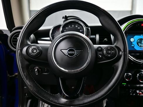 Used 2019 MINI Cooper 2-Door Hardtop FWD image 23