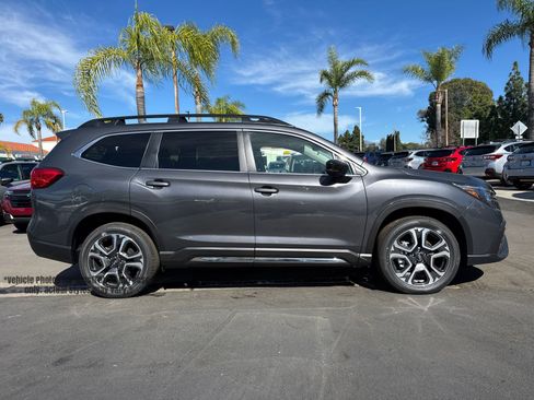 New 2026 Subaru Ascent Limited w/ Popular Package #2 image 5