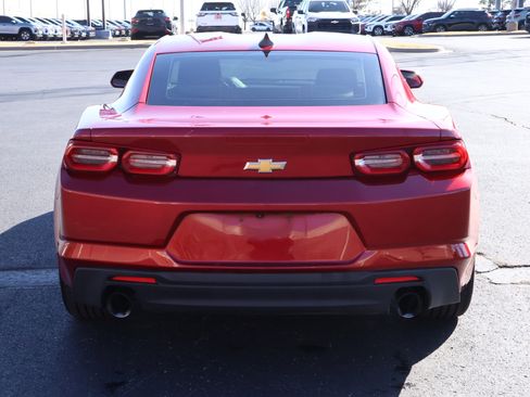 Used 2019 Chevrolet Camaro LT image 21