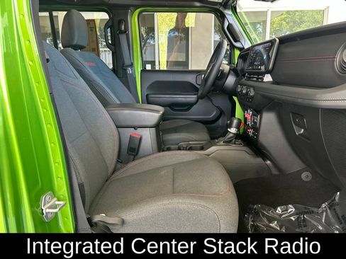 Used 2026 Jeep Wrangler Unlimited Rubicon AWD/4WD image 25