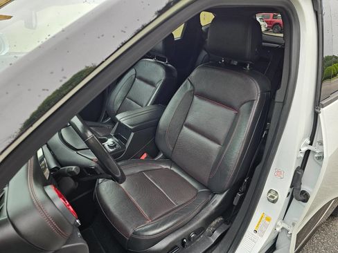 Used 2019 Chevrolet Blazer RS w/ Sun and Wheels Package image 13