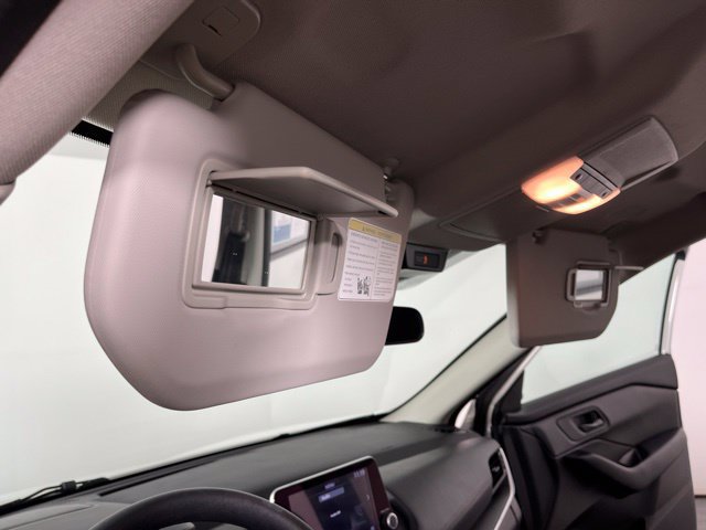 Certified 2025 Nissan Rogue S FWD image 34