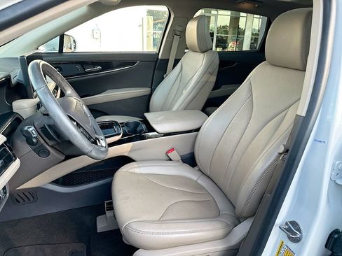 Certified 2023 Lincoln Nautilus Reserve w/ Equipment Group 201A AWD/4WD image 8