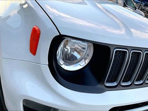 Used 2023 Jeep Renegade Latitude AWD/4WD image 29