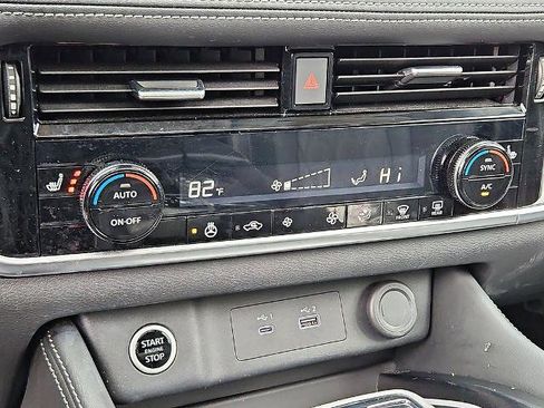 Certified 2023 Nissan Rogue Platinum image 19