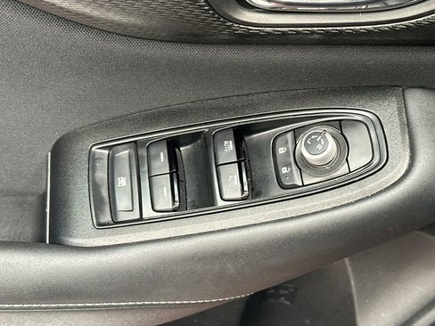 Used 2025 Subaru Outback Premium image 15