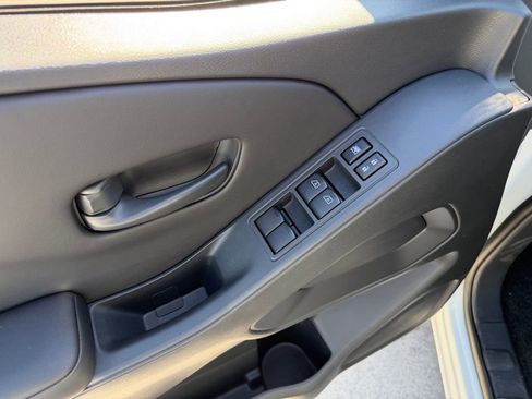 New 2026 Nissan Frontier S image 13