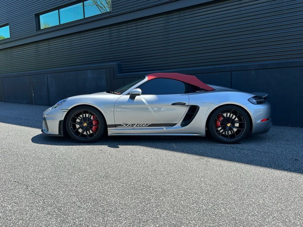 Certified 2021 Porsche 718 Boxster Spyder RWD image 2