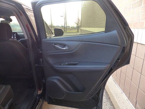 Used 2023 Chevrolet Blazer LT FWD image 41