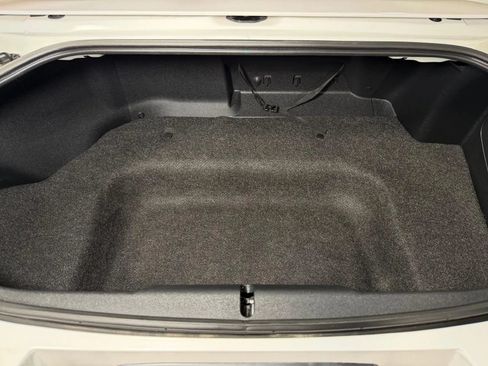 Used 2015 MAZDA MX-5 Miata Club RWD image 13