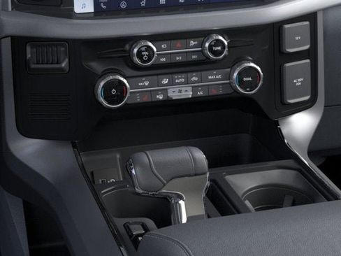 New 2025 Ford F150 Lightning XLT image 40