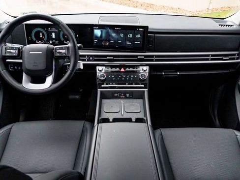 Used 2025 Hyundai Santa Fe SEL image 23