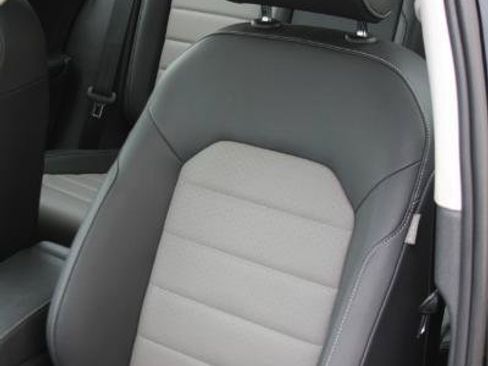 Used 2015 Volkswagen Golf TDI SEL FWD image 29