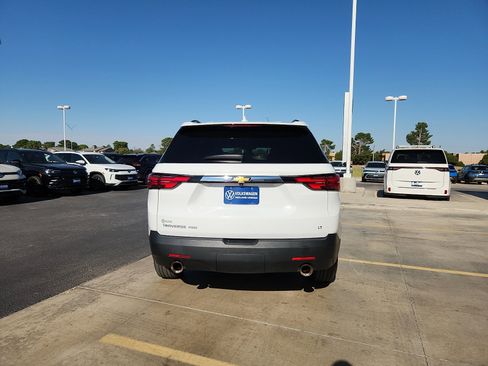 Used 2023 Chevrolet Traverse LT image 6