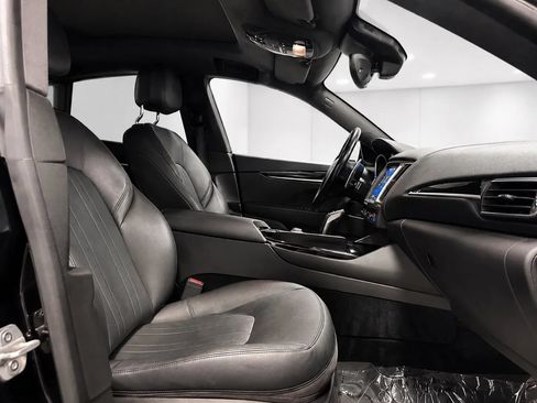 Used 2019 Maserati Levante S AWD/4WD image 29
