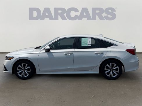 Used 2023 Honda Civic LX image 4