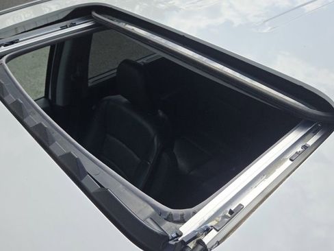 Used 2019 Honda Pilot EX-L image 3