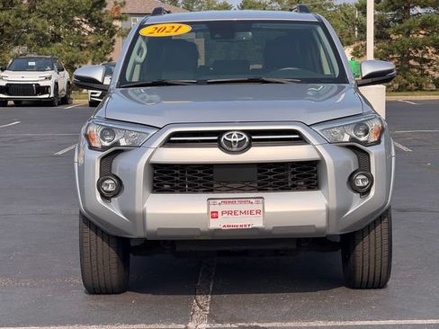 Certified 2021 Toyota 4Runner SR5 Premium AWD/4WD image 9