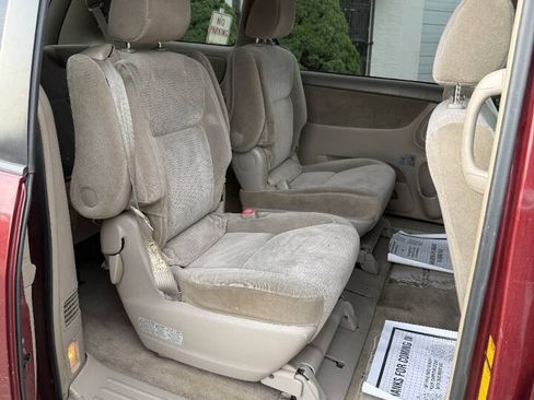 Used 2008 Toyota Sienna LE FWD image 16